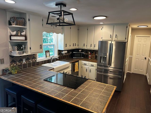 692 Crawford Circle, Toccoa, GA 30577