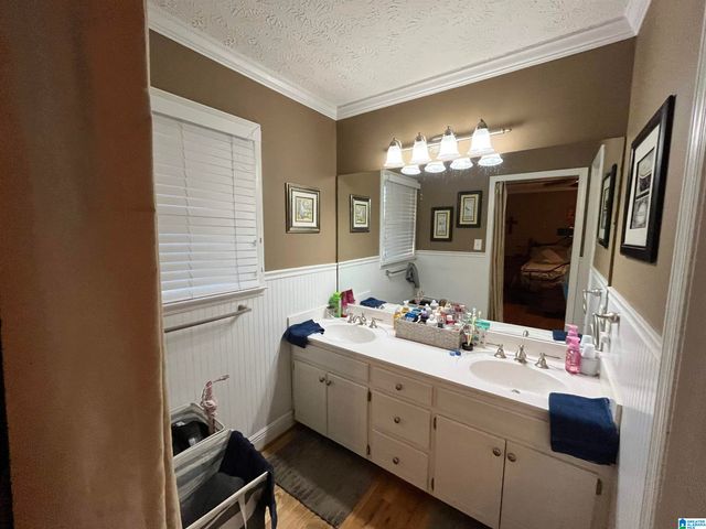 1001 GENE ROSE STREET, Sylacauga, AL 35151