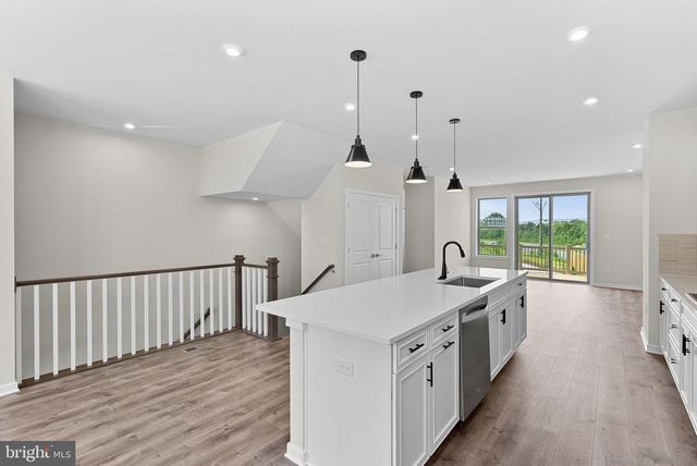 19678 SEPIA SQ, Ashburn, VA 20147