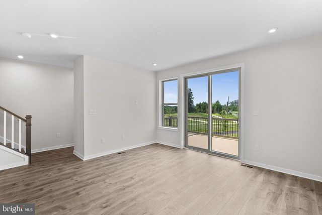 19678 SEPIA SQ, Ashburn, VA 20147