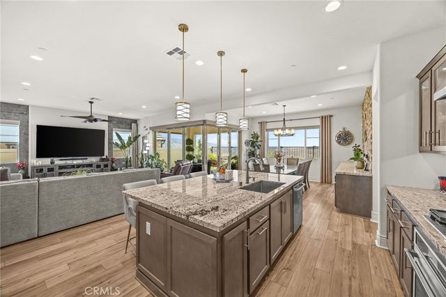 11536 Arch Hill, Corona, CA 92883
