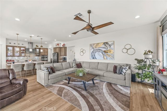 11536 Arch Hill, Corona, CA 92883