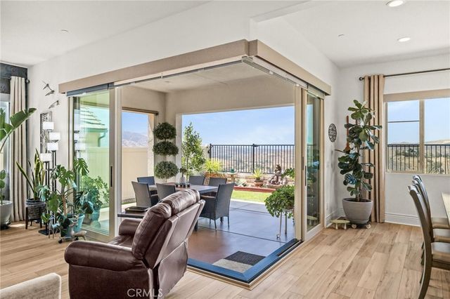 11536 Arch Hill, Corona, CA 92883