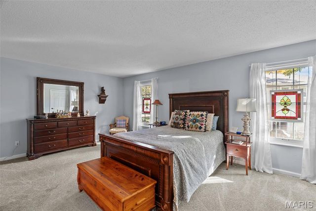 13312 Wood Chapel Drive, St Louis, MO 63141