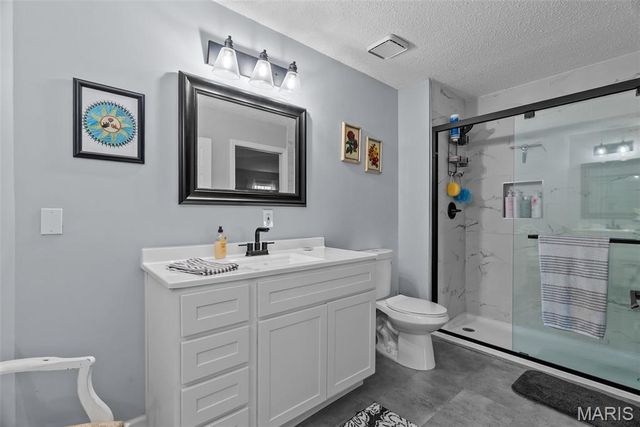 13312 Wood Chapel Drive, St Louis, MO 63141