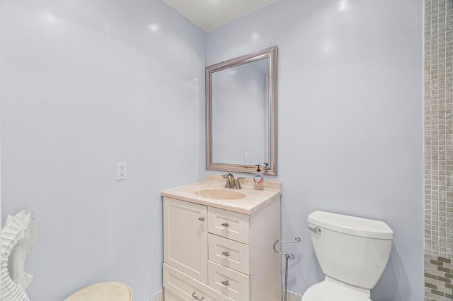 410 Saxony I, Delray Beach, FL 33446