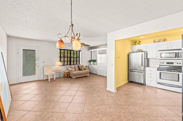 410 Saxony I, Delray Beach, FL 33446