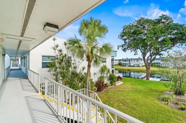 410 Saxony I, Delray Beach, FL 33446