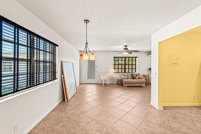 410 Saxony I, Delray Beach, FL 33446