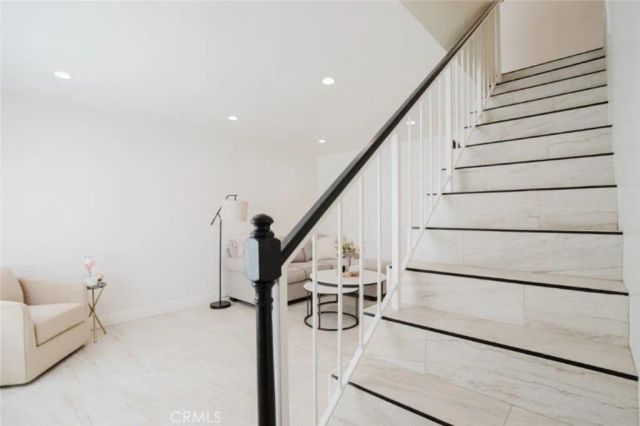 251 W Dryden Street 5, Glendale, CA 91202