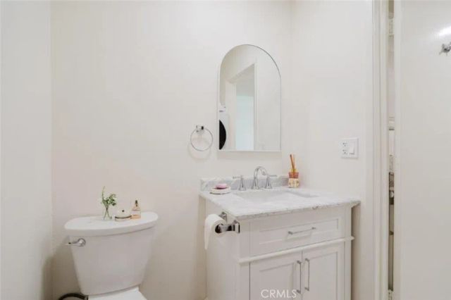 251 W Dryden Street 5, Glendale, CA 91202