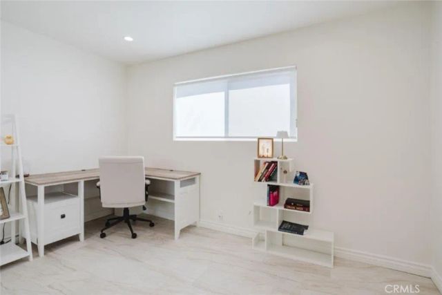 251 W Dryden Street 5, Glendale, CA 91202
