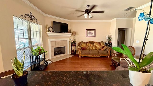 421 CUMBERLAND RD UNIT 404, Tyler, TX 75703