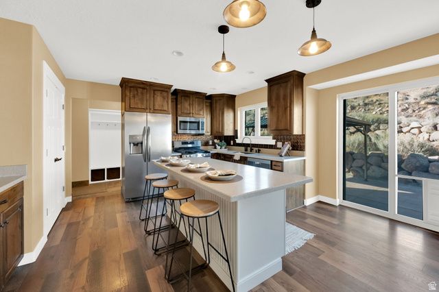 2551 E PATRIOT DR, Eagle Mountain, UT 84005