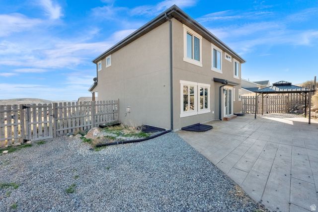 2551 E PATRIOT DR, Eagle Mountain, UT 84005