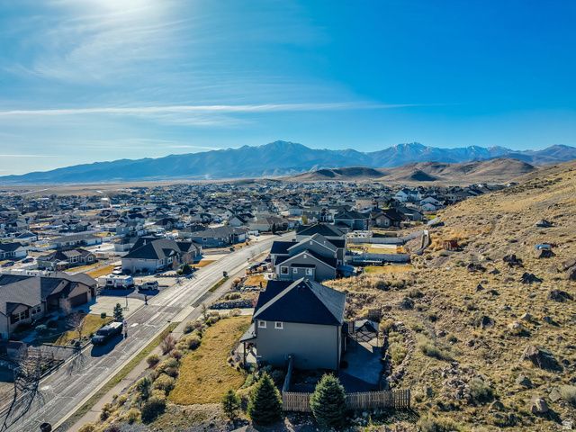 2551 E PATRIOT DR, Eagle Mountain, UT 84005