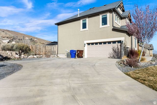 2551 E PATRIOT DR, Eagle Mountain, UT 84005