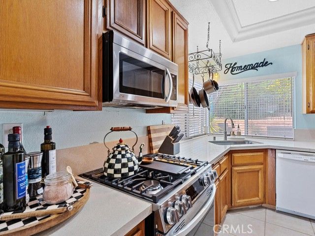 39815 Highbury Drive, Murrieta, CA 92563