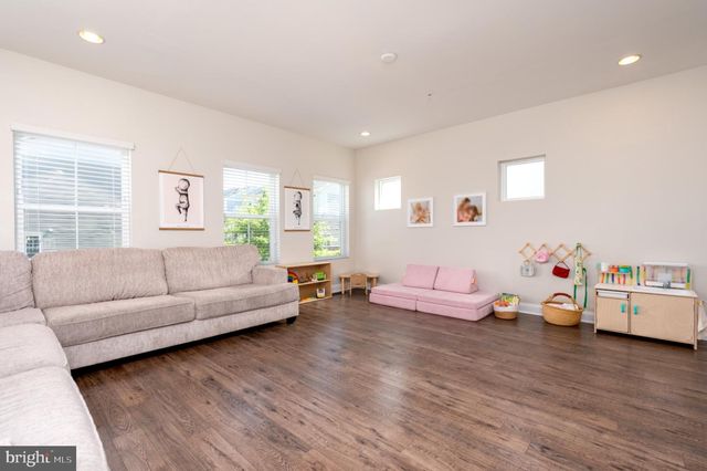 923 THURSTON LN, Glen Burnie, MD 21060