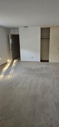 2655 Marquette Dr, Sacramento, CA 95826