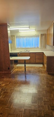 2655 Marquette Dr, Sacramento, CA 95826