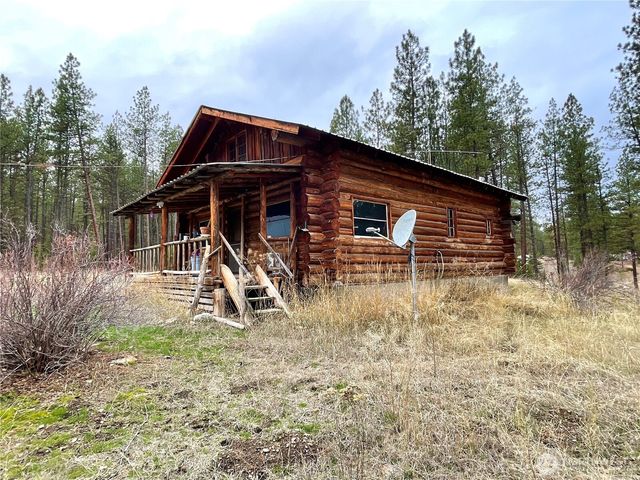 27 Gooseberry Way, Tonasket, WA 98855