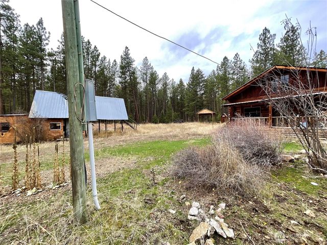 27 Gooseberry Way, Tonasket, WA 98855