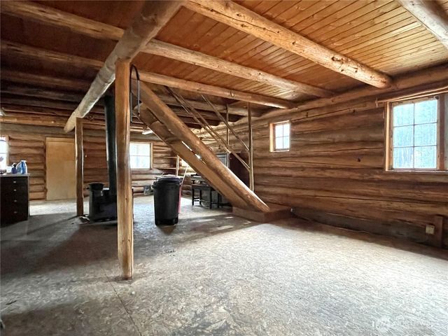 27 Gooseberry Way, Tonasket, WA 98855