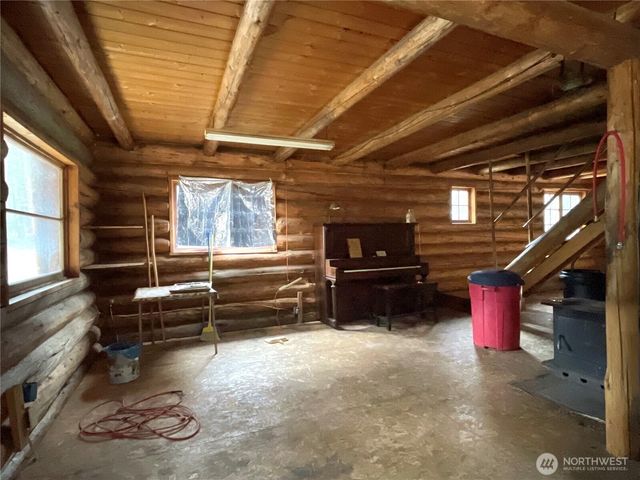 27 Gooseberry Way, Tonasket, WA 98855