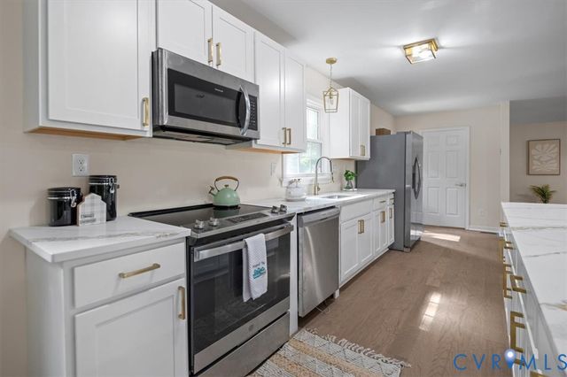 3611 Locust Ct, Quinton, VA 23141