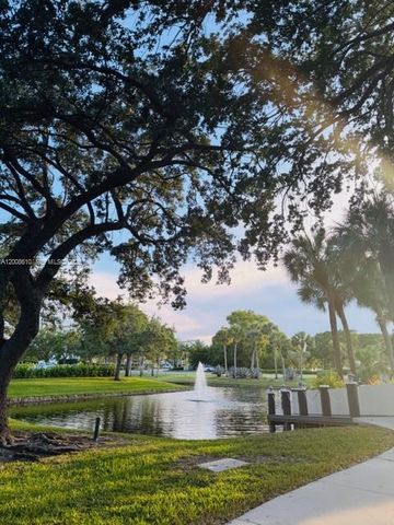 5800 Camino Del Sol 306, Boca Raton, FL 33433