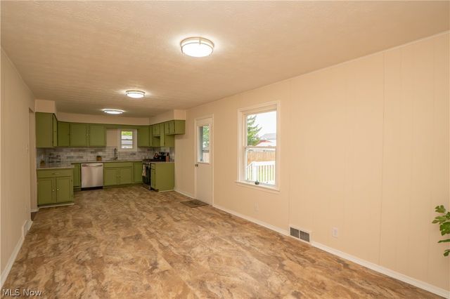 636 Page Street, Ravenna, OH 44266