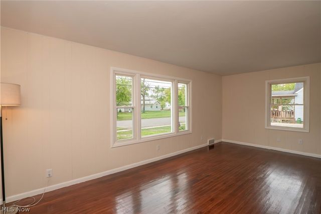 636 Page Street, Ravenna, OH 44266