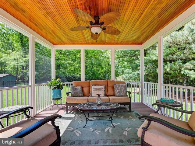 3 CHILHOWIE CT, Cockeysville, MD 21030