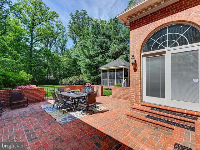 3 CHILHOWIE CT, Cockeysville, MD 21030
