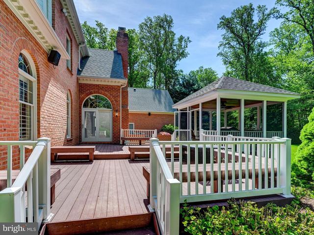 3 CHILHOWIE CT, Cockeysville, MD 21030