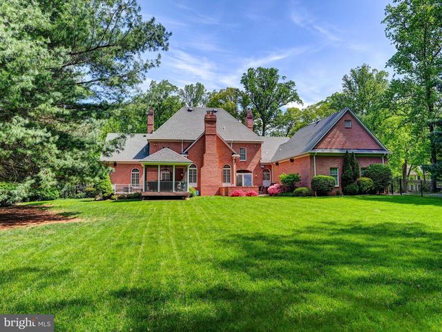 3 CHILHOWIE CT, Cockeysville, MD 21030