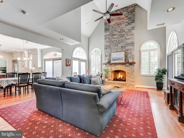 3 CHILHOWIE CT, Cockeysville, MD 21030