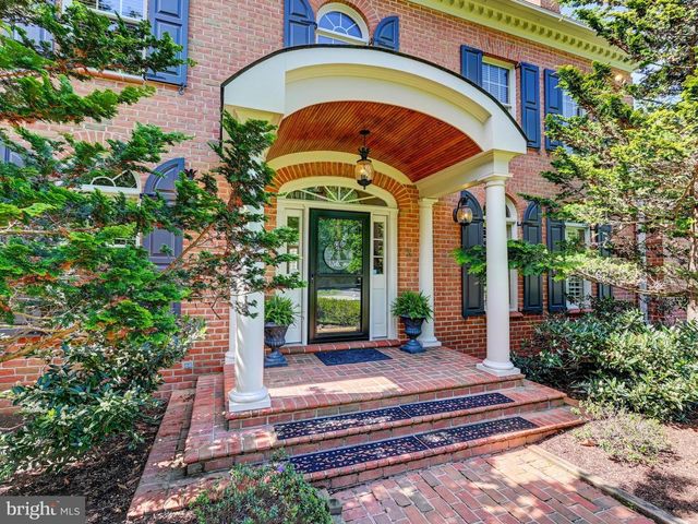 3 CHILHOWIE CT, Cockeysville, MD 21030