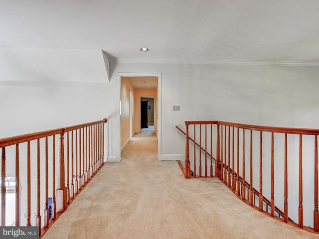 3 CHILHOWIE CT, Cockeysville, MD 21030