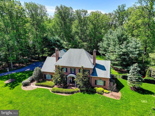 3 CHILHOWIE CT, Cockeysville, MD 21030