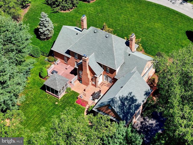3 CHILHOWIE CT, Cockeysville, MD 21030