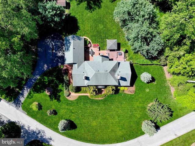 3 CHILHOWIE CT, Cockeysville, MD 21030