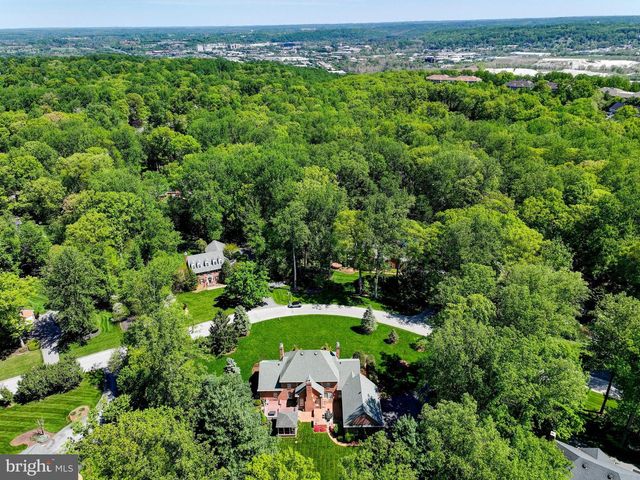 3 CHILHOWIE CT, Cockeysville, MD 21030