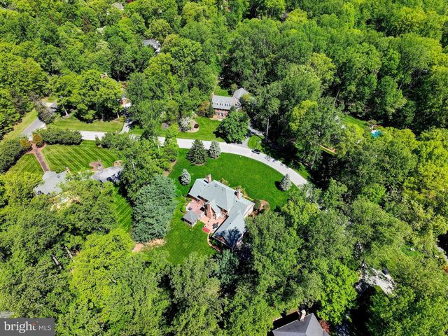 3 CHILHOWIE CT, Cockeysville, MD 21030
