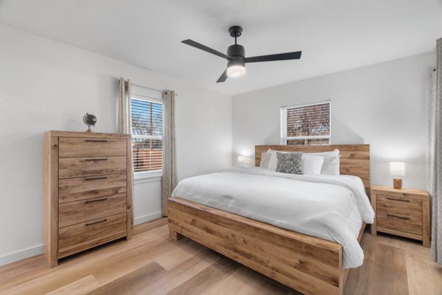 1021 Poe Street, Azle, TX 76020