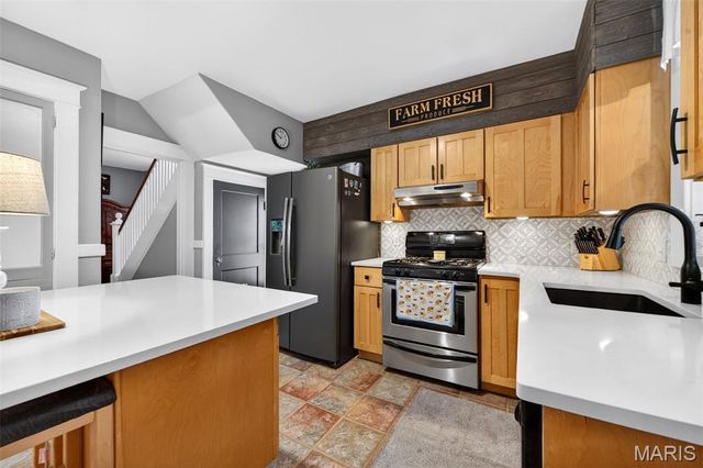 7449 Amherst Avenue, University City, MO 63130