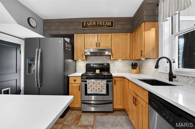 7449 Amherst Avenue, University City, MO 63130