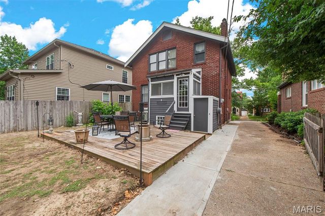 7449 Amherst Avenue, University City, MO 63130