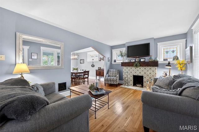 7449 Amherst Avenue, University City, MO 63130